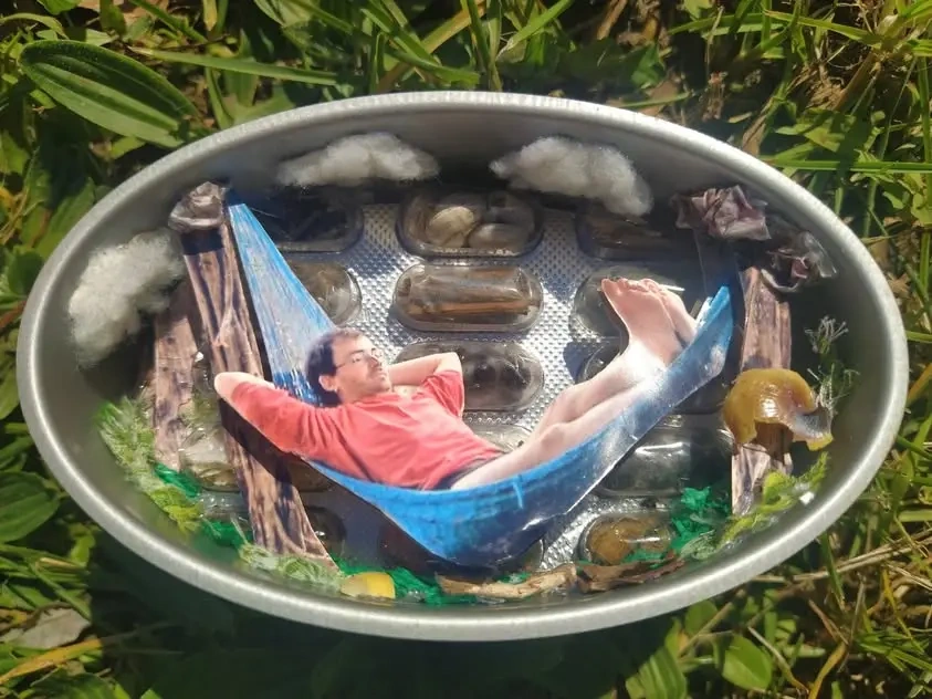 Hammock in Tin — obra de Naroa Gutiérrez Gil
